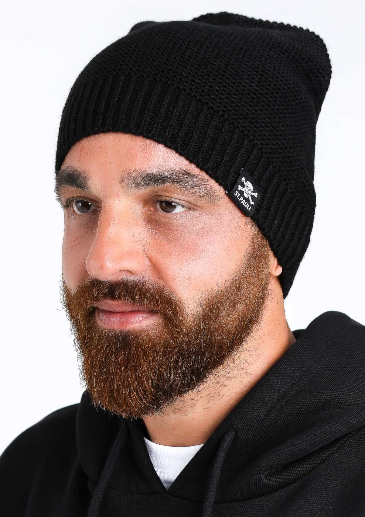 Knitted Beanie - Skull and Crossbones Flaglabel