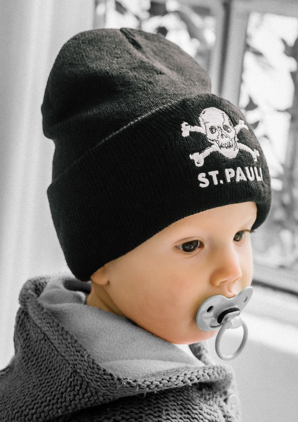 Baby skull and crossbones beanie