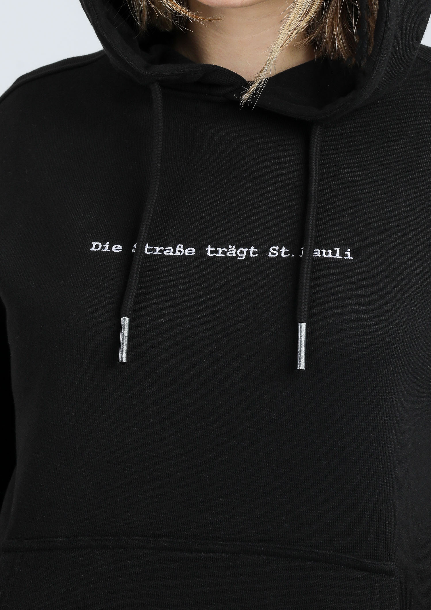 Kapuzenpullover "Die Strasse trägt" - schwarz